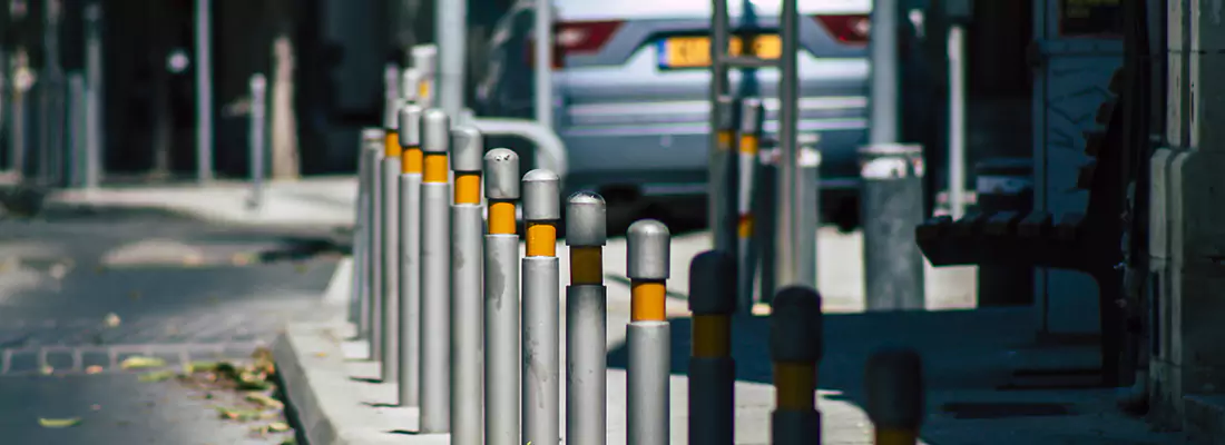 Safe and Convenient Retractable Barrier Column Systems for Properties in Edgewater, FL