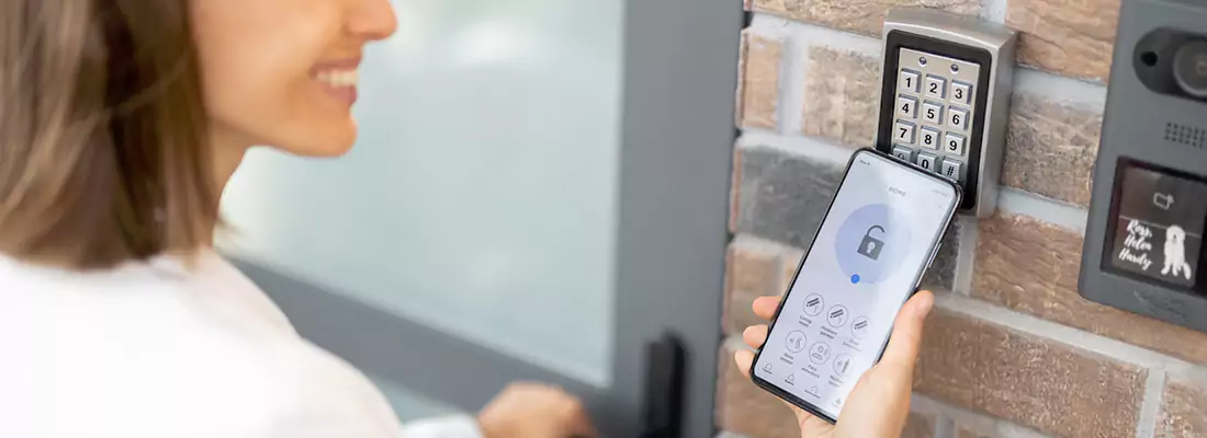 Seamless Integration of NFC Locks with Existing Security Systems in Edgewater, FL